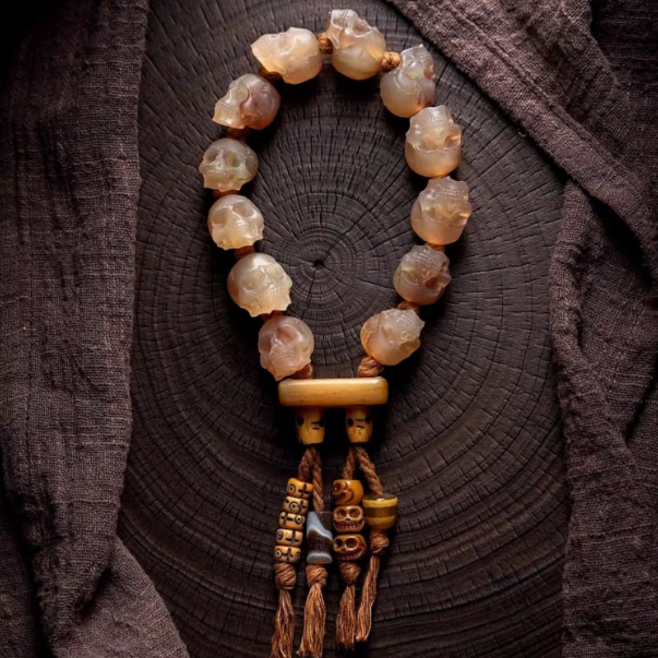 Goat horn prayer beads pendant main view
