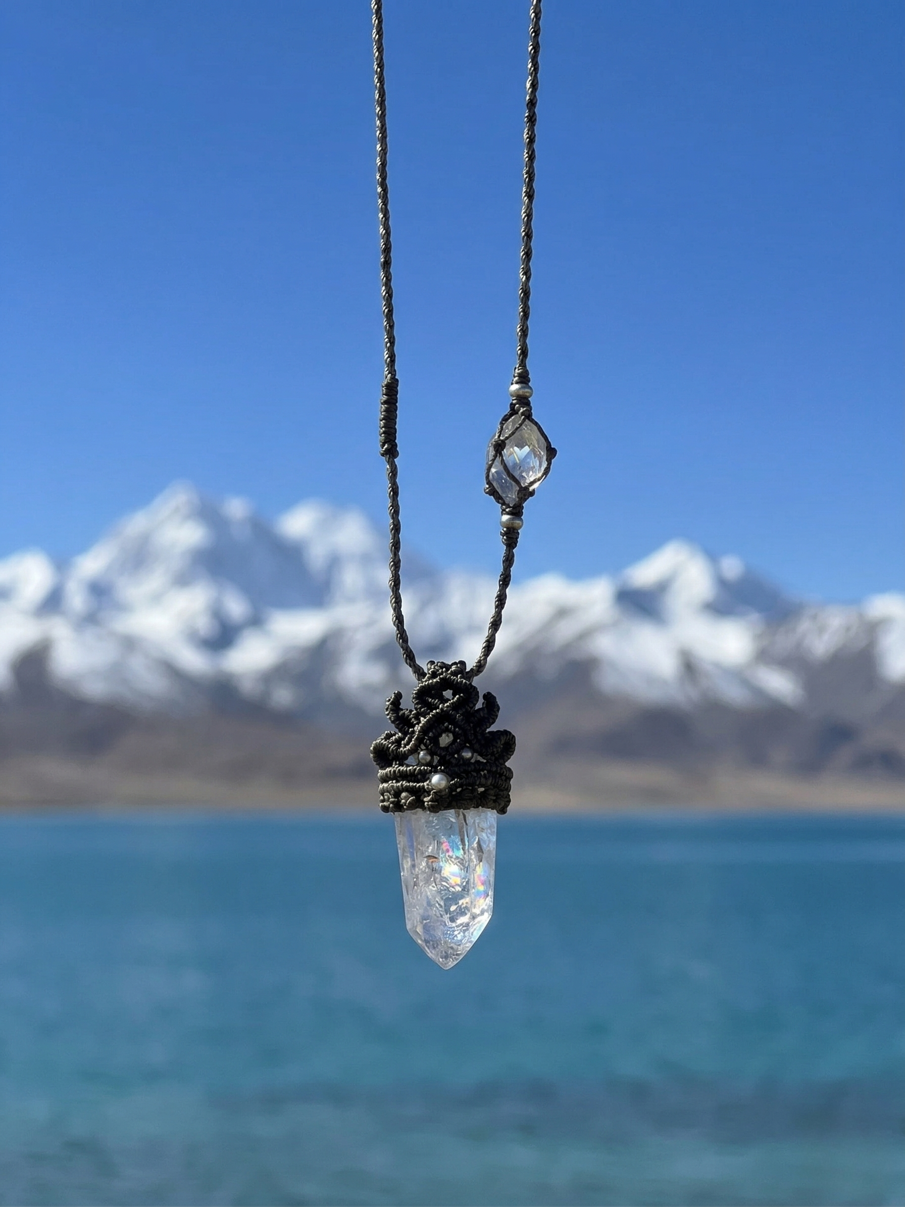 Himalayan Rainbow Light crystal main view