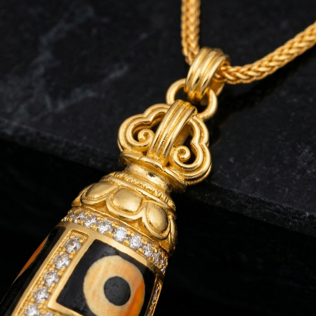 Nine eye dzi bead necklace close up