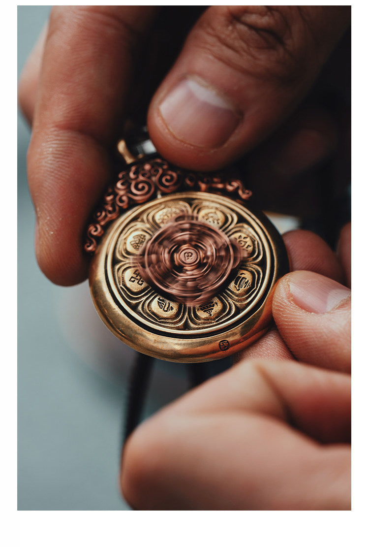 Vajra Heart Bagua pendant close up