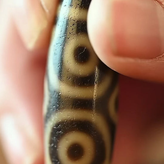 Six eye dzi bead video view